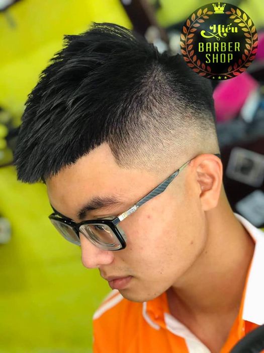 Hình ảnh không gian sang trọng tại Hiếu Barber