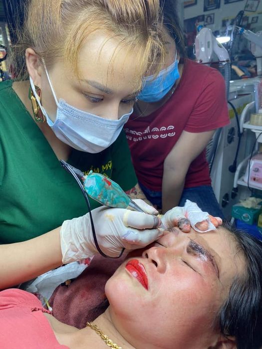 Không gian hiện đại và tiện nghi tại Thẩm Mỹ Hà Lê
