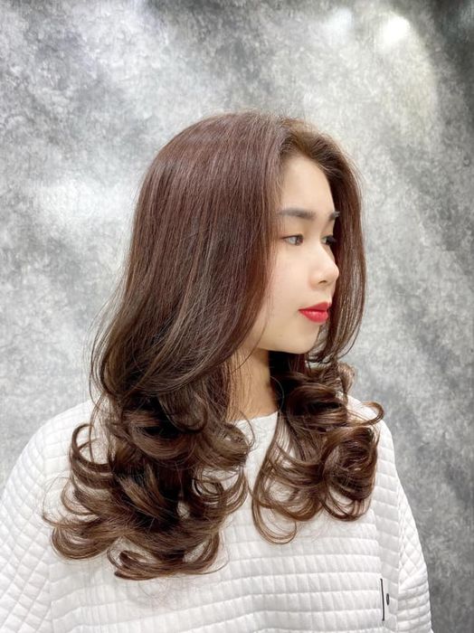 Không gian sang trọng tại 1998 Hair Salon