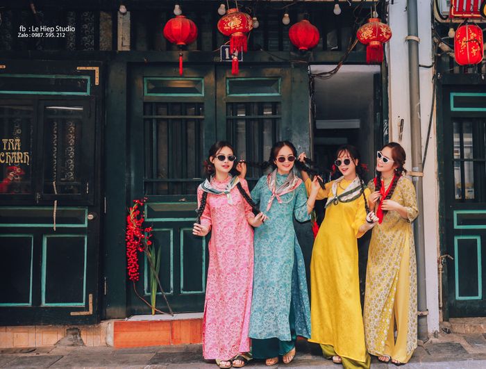 Le Hiep Studio - Tác phẩm áo dài nghệ thuật