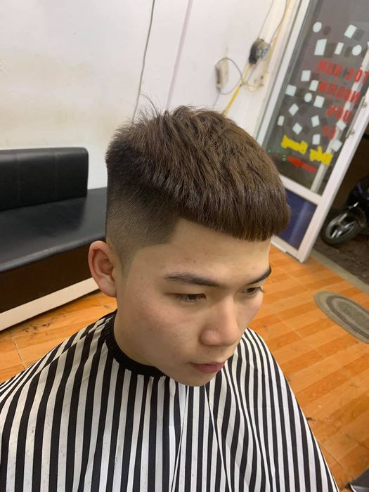 Hình ảnh tiệm cắt tóc Khẩn Barber