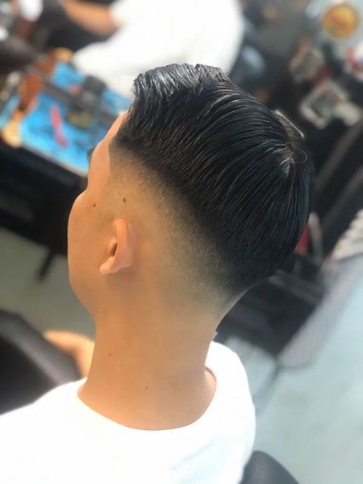 Quy trình cắt tóc chuyên nghiệp tại Mai Thiên Barber Shop