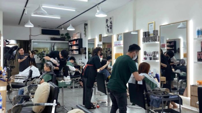 Hình ảnh Trí Nguyễn Hair Salon - Phong cách thiết kế ấn tượng
