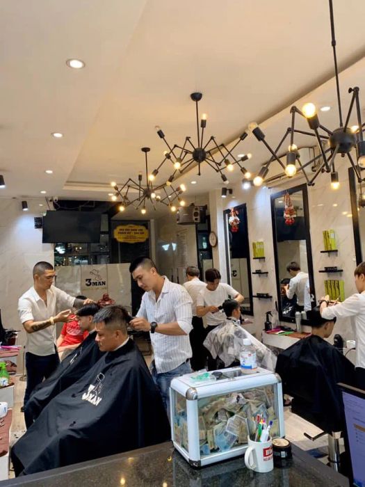 Không gian sang trọng tại 3Man Salon