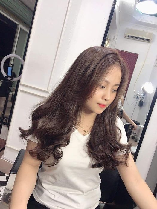 Phong cách thiết kế ấn tượng tại Dung Trần Hair Salon