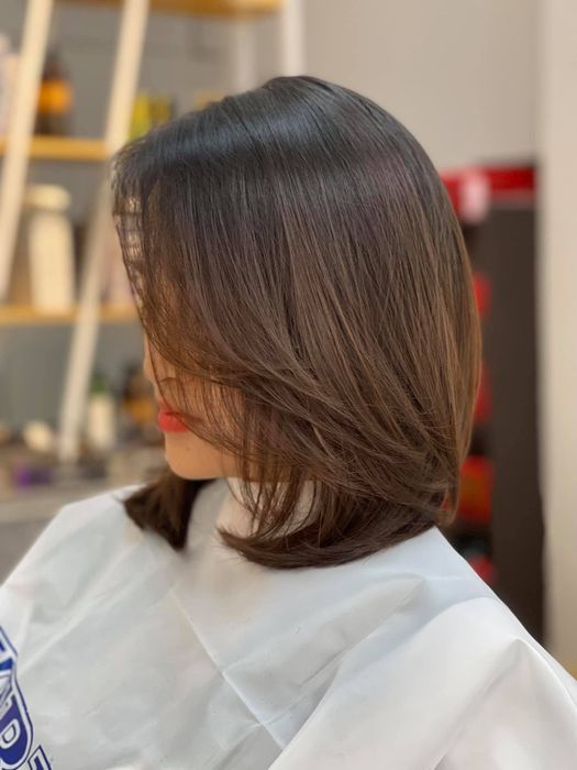 Hình ảnh thực tế dịch vụ chuyên nghiệp tại Sơn Vênh Hair Salon
