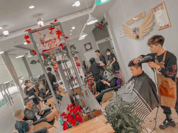 Hình ảnh 3 tại Salon Khang Nguyễn - Không gian sang trọng cho quý ông