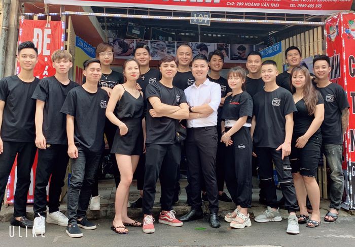 Không gian đào tạo tại Sim Barber