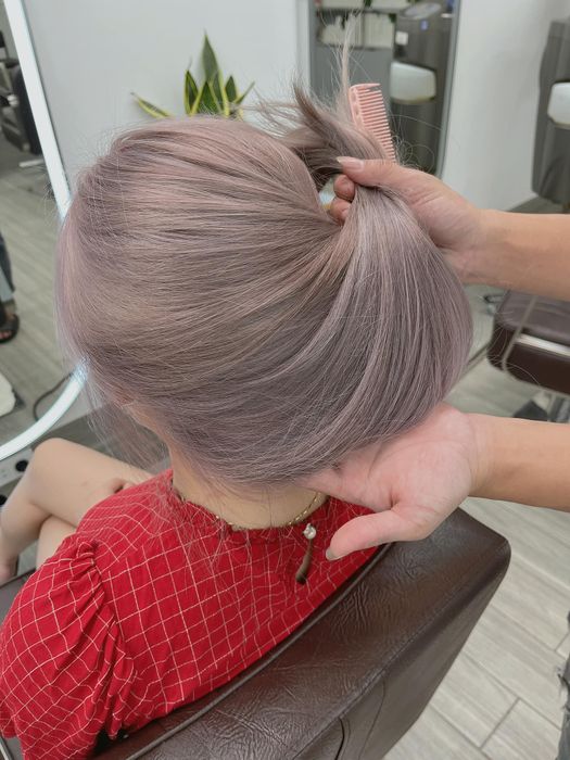 Hình ảnh dịch vụ chuyên nghiệp tại Salon Lâm Tiến
