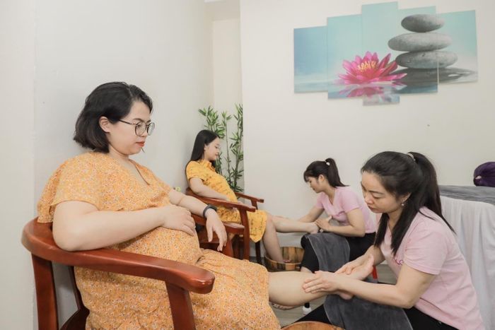 Hình ảnh dịch vụ tại Chăm Sóc Mẹ và Bé Mooncare 1