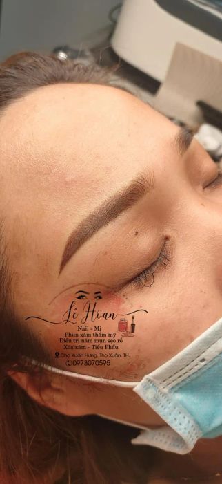 Hình ảnh thực tế quy trình phun xăm tại HULA Beauty World Spa