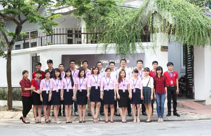 Xưởng in hiện đại với hệ thống máy móc tiên tiến tại Hồng Đăng