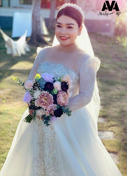 BST váy cưới tinh tế tại AVA Bridal