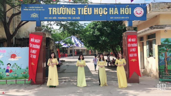Khuôn viên Trường Tiểu học Hà Hồi xanh - sạch - đẹp