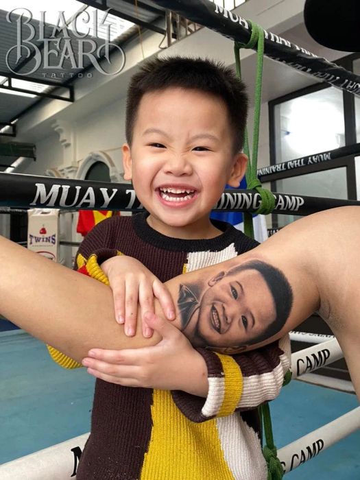 Tác phẩm chân dung nghệ thuật tại Black Bear Tattoo