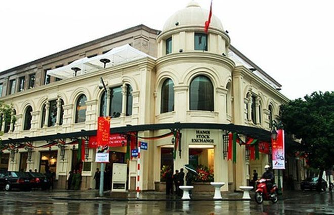 Toàn cảnh hiện đại của Sở Giao dịch Chứng khoán Hà Nội - Ảnh minh họa