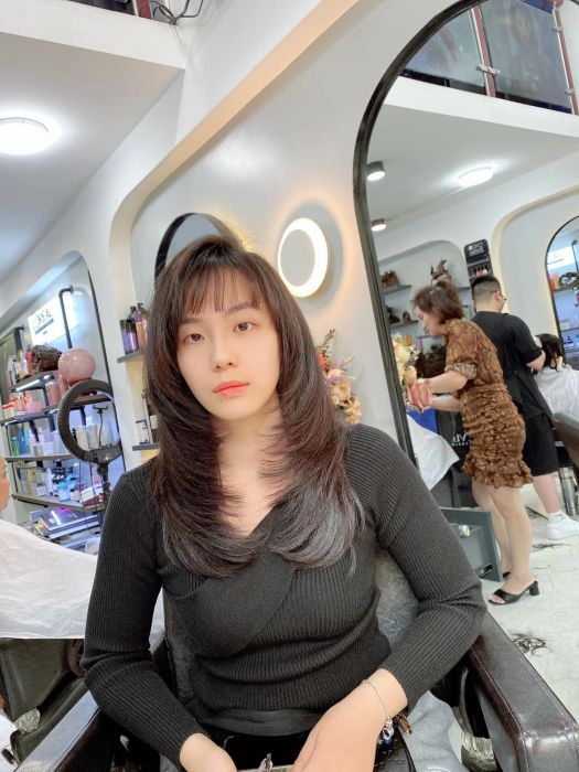Hình ảnh tóc layer thời thượng tại Hair Salon Lan Phương (ảnh 2)