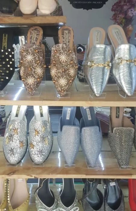 Vy Uyên Store - Định hình phong cách thanh lịch