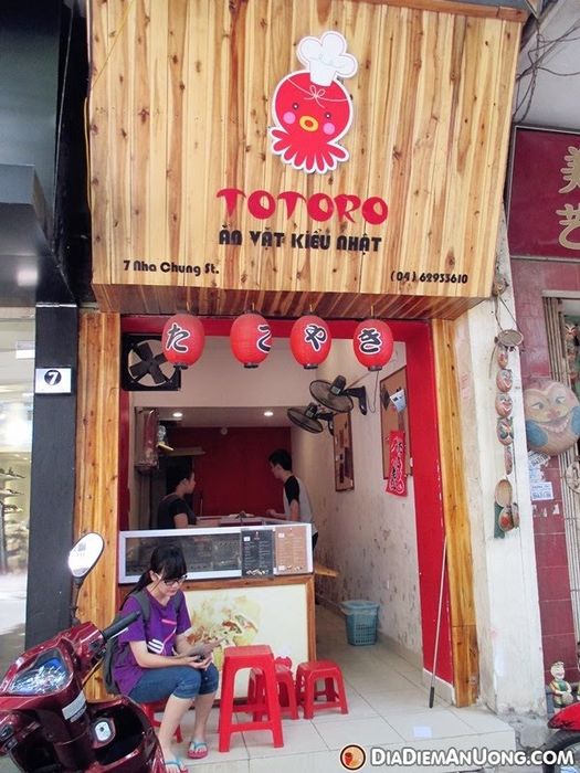 Không gian ấm cúng tại Totoro - Ăn Vặt Kiểu Nhật