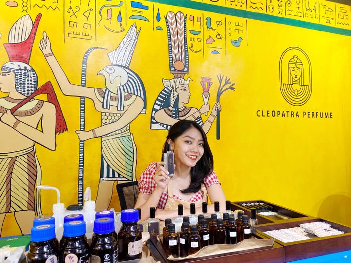 Cleopatra Perfume ảnh 3