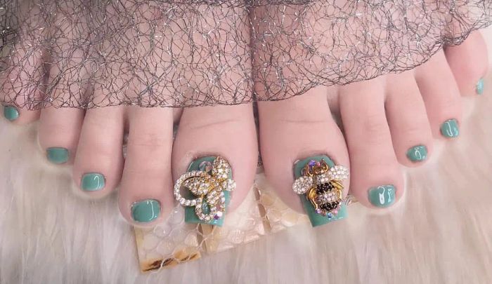 Tác phẩm nail đính đá lấp lánh tại Kim Anh Nail - Ảnh 3