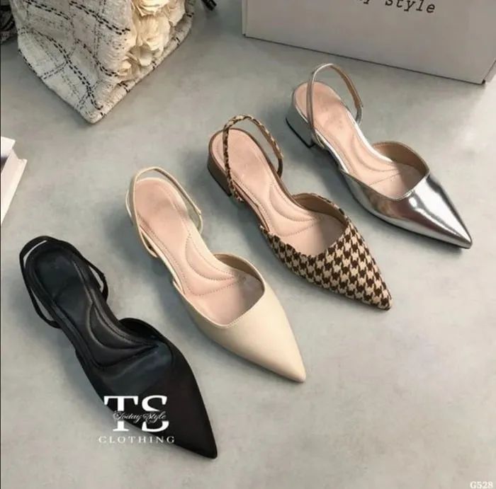 Thiên đường giày cao gót thời trang tại quận Tân Phú