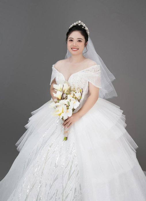 Áo Cưới A Lý - Khoảnh khắc rạng ngời