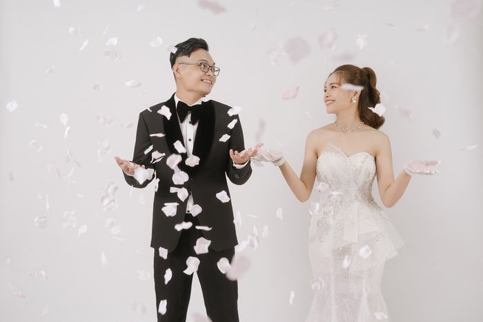 Romantic Love Studio - Khoảnh khắc hạnh phúc vĩnh cửu