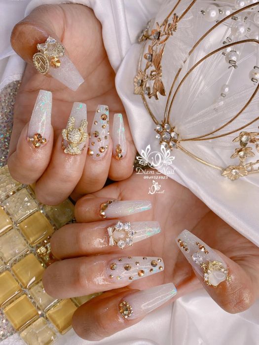 Không gian sang trọng và tác phẩm nail ấn tượng tại Diễm Hồ Nail Art