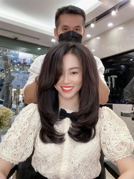 Hình ảnh tóc layer cá tính tại Hair Salon Thịnh (ảnh 2)