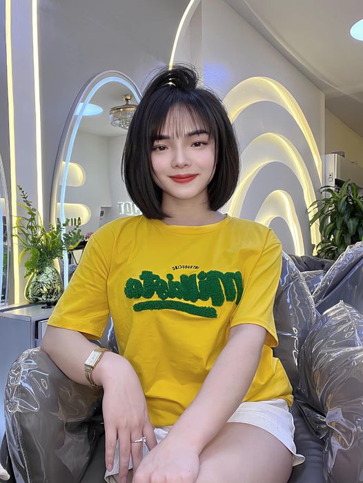 Không gian sang trọng và hiện đại tại Hair Salon PT Tóc Hà Nội