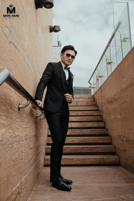Hình ảnh vest cưới tinh tế Mon Amie Veston