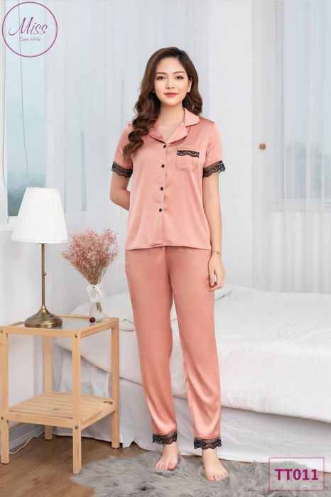 Khám phá thiết kế mới nhất từ Miss - Ảnh 2