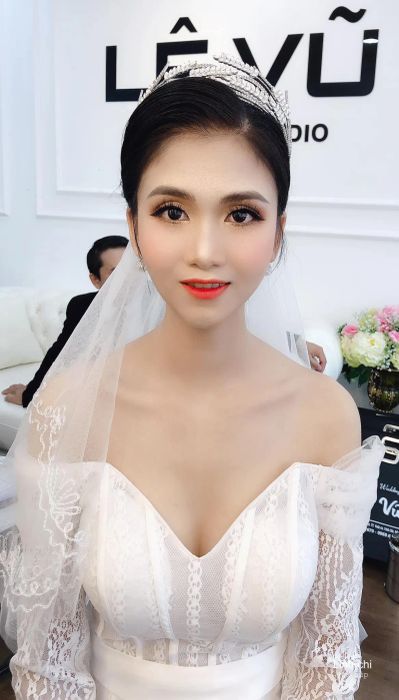 Lê Vũ Studio - Tác Phẩm Nghệ Thuật Trên Từng Khuôn Mặt