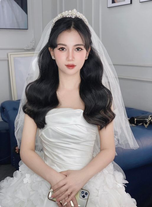 Tác phẩm trang điểm cô dâu thanh lịch của Linh Vu Makeup Academy