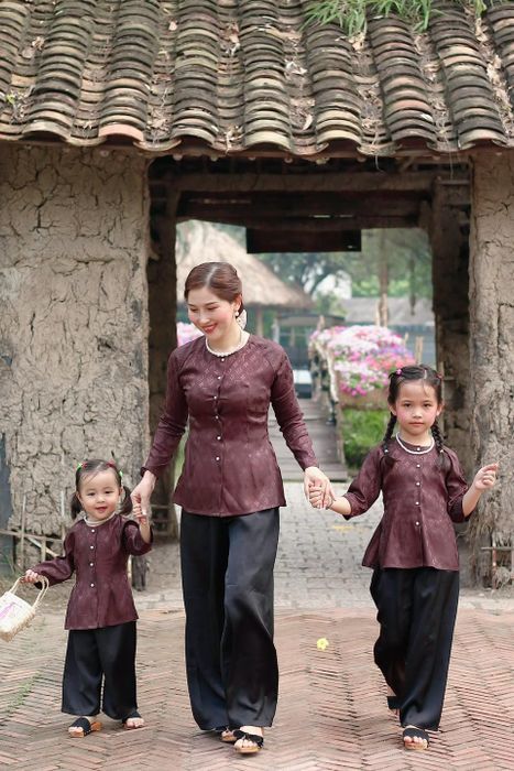 Những mẫu thiết kế độc đáo của Hân Nguyễn