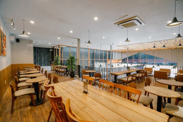 Hình ảnh ấn tượng về không gian The Coffee House