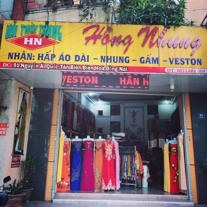 Bộ sưu tập lụa đa dạng tại Vải Lụa Hồng Nhung