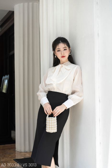 Hình ảnh cửa hàng thời trang RUZA – Phong cách công sở thanh lịch