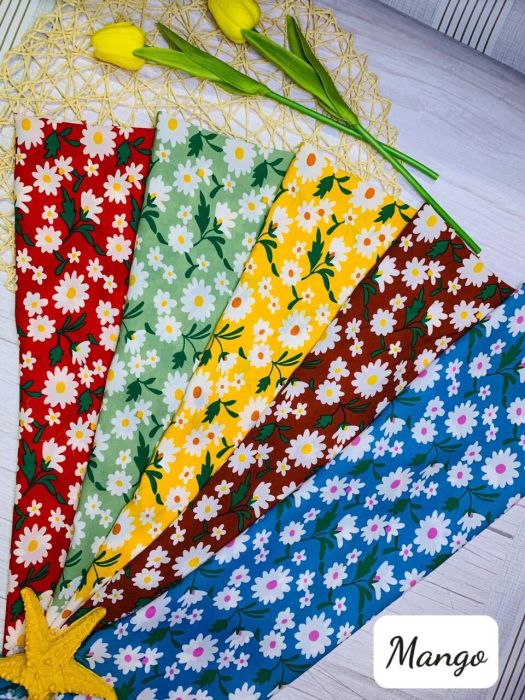 Không gian trưng bày vải đa dạng tại Hạnh Áo Dài
