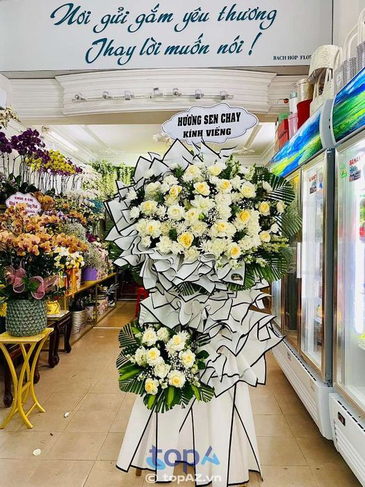 Bách Hợp Flower - Địa chỉ vàng cho những vòng hoa viếng đầy tình cảm tại Kon Tum