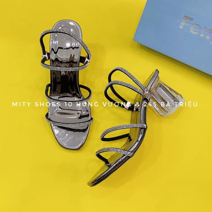 Bộ sưu tập sandal độc đáo tại MiTy SHOES