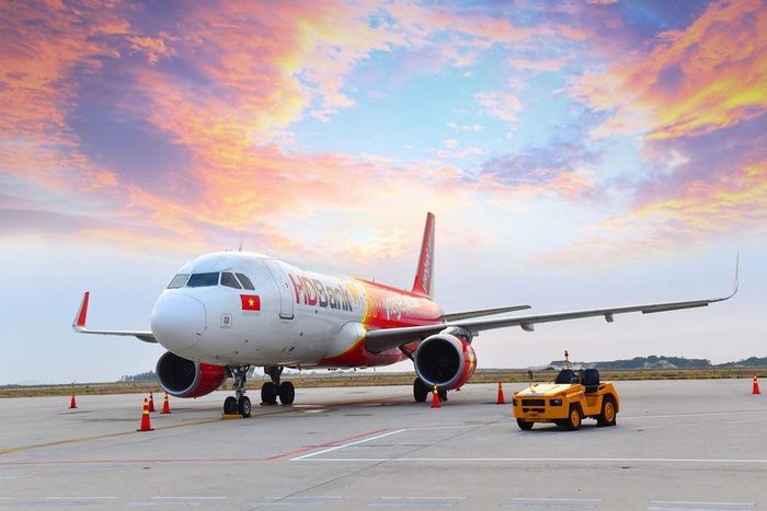 Tổng đại lý vé máy bay Bông Sen Vàng ảnh 1