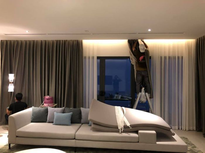 Bộ sưu tập rèm tự động công nghệ cao tại Rèm Quốc Huy - Ảnh 2