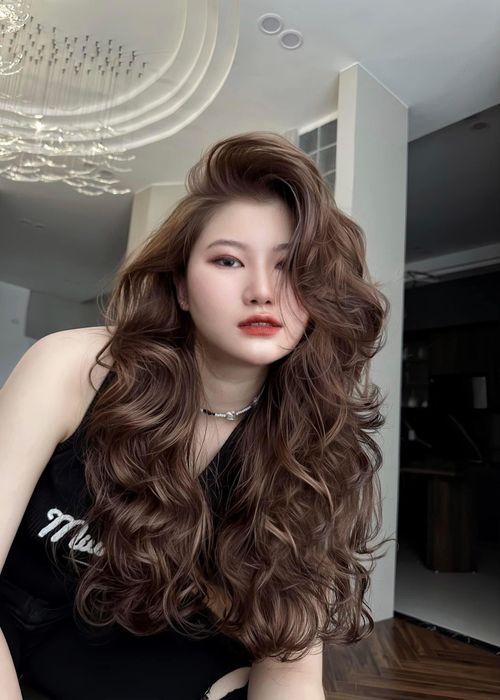 Không gian ấm cúng và chuyên nghiệp tại Hair Salon Trí Hoàng Vũ