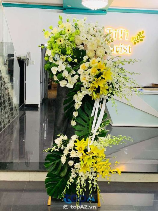 Hoa tươi TiTi - Điểm hẹn của những vòng hoa viếng trang trọng nhất Kon Tum