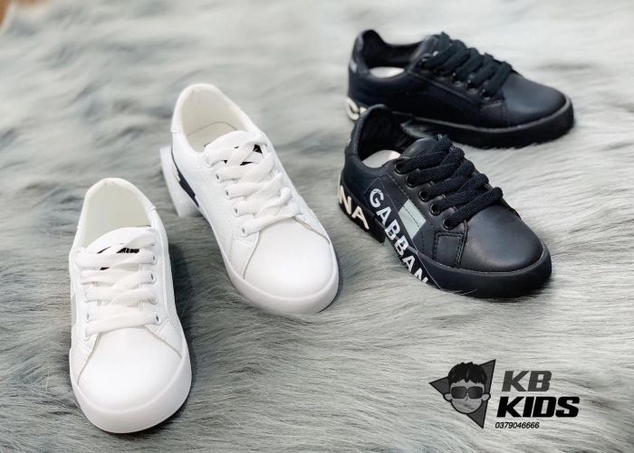 Không gian mua sắm sang trọng tại Kem Bơ Kids - Ảnh 1