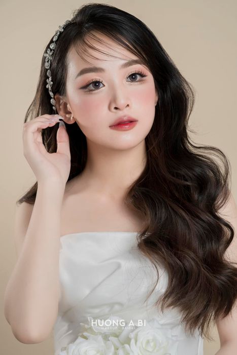 Hình ảnh tác phẩm trang điểm cô dâu của HUONG A BI Makeup & Store