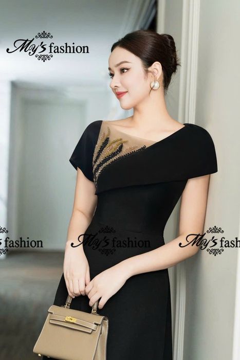 Bộ sưu tập thời trang công sở sang trọng từ Eva Moda Hạ Long