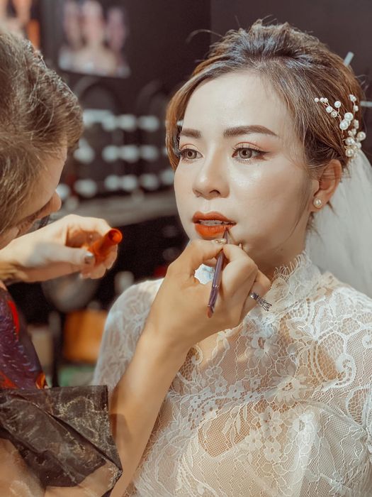 Khoảnh khắc tỏa sáng của cô dâu qua bàn tay Vy Lee - Bridal